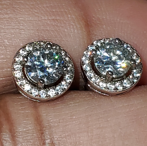 Watch Video / Sterling Silver 925 Solitaire Diamond Halo Earrings / Code1989 - Picture 5 of 8